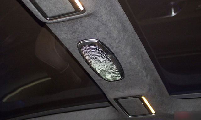 Cận cảnh Mercedes-Maybach S450 2018 - Sedan siêu sang giá 7,219 tỷ đồng